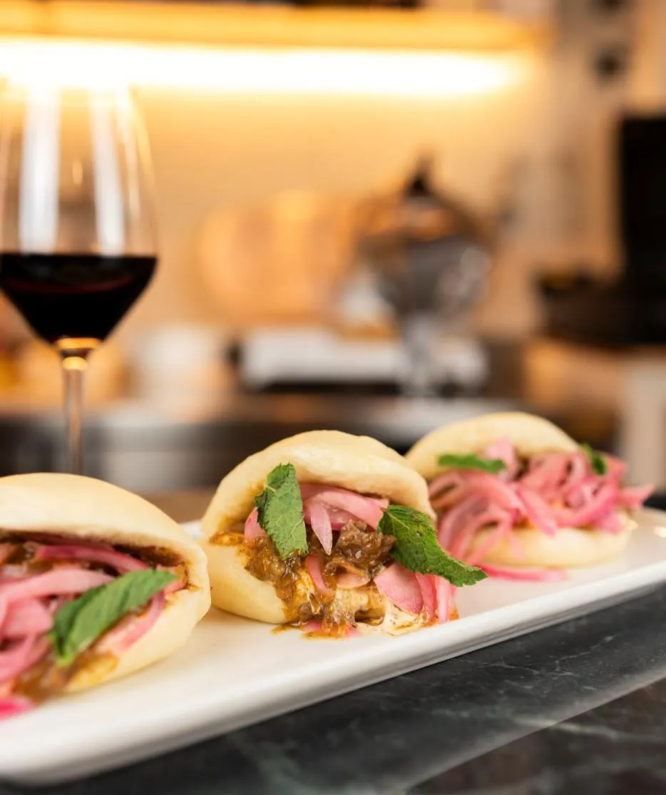 Bao de carrillera y curry rojo (3 uds.)